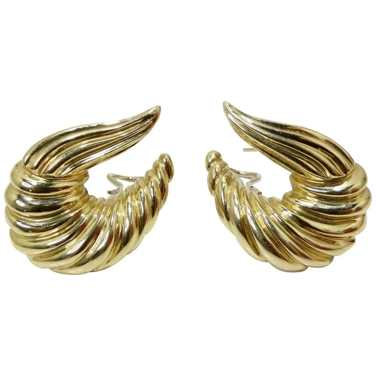 14K Gold Shrimp Style Pierced Earrings