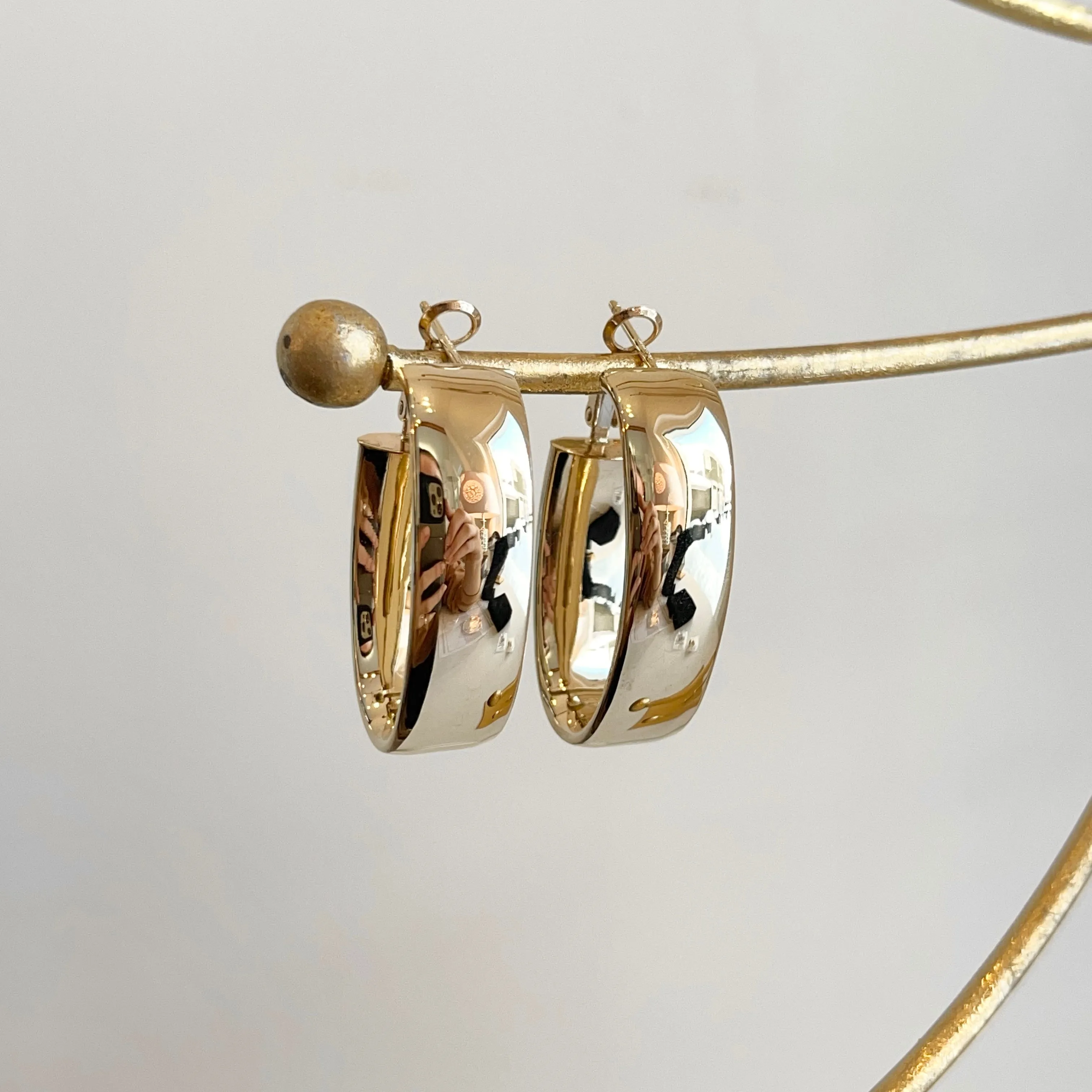 14KT Yellow Gold Thick Oval Omega Back Hoop Earrings 34mm