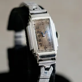 1933 HAMILTON Art Deco Ladies Wristwatch 17 Jewels Grade 989 Vintage Watch