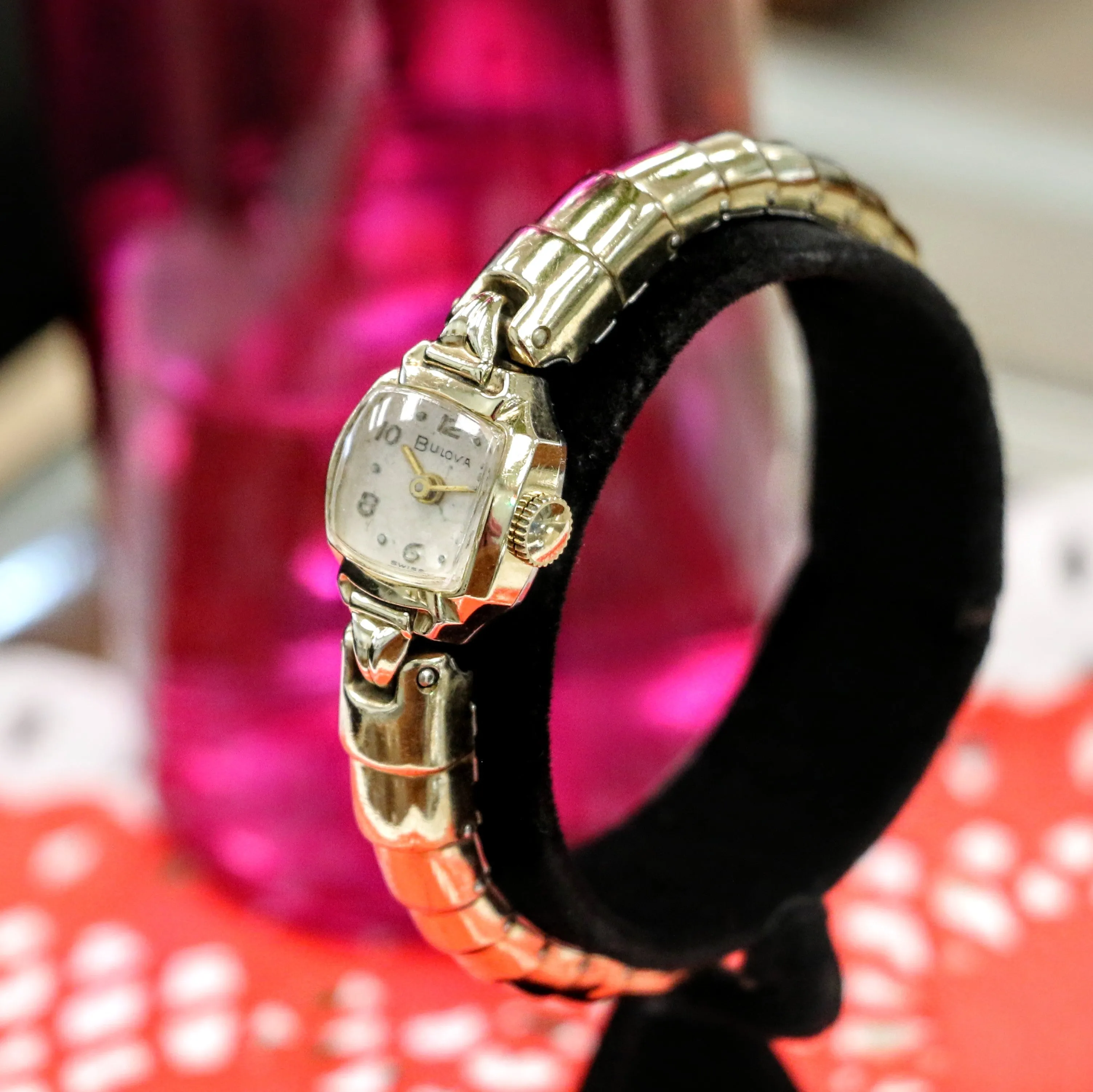 1971 BULOVA Ladies Watch 17 Jewels  Cal. 6CL Swiss - SPEIDEL Spirit of Paris Bracelet