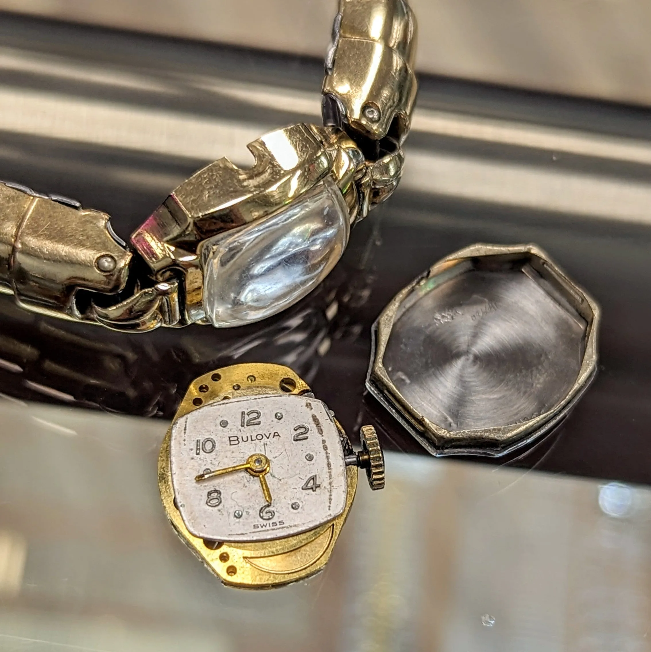 1971 BULOVA Ladies Watch 17 Jewels  Cal. 6CL Swiss - SPEIDEL Spirit of Paris Bracelet