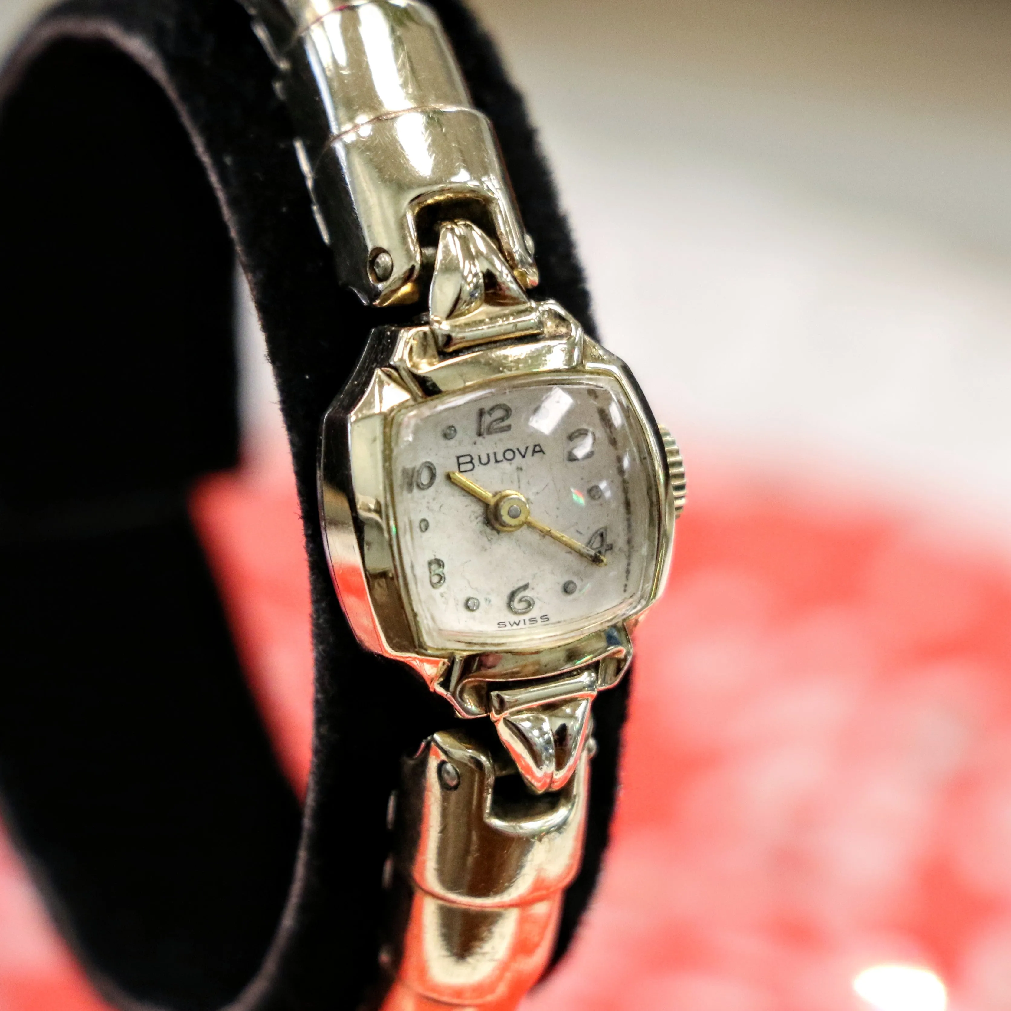 1971 BULOVA Ladies Watch 17 Jewels  Cal. 6CL Swiss - SPEIDEL Spirit of Paris Bracelet