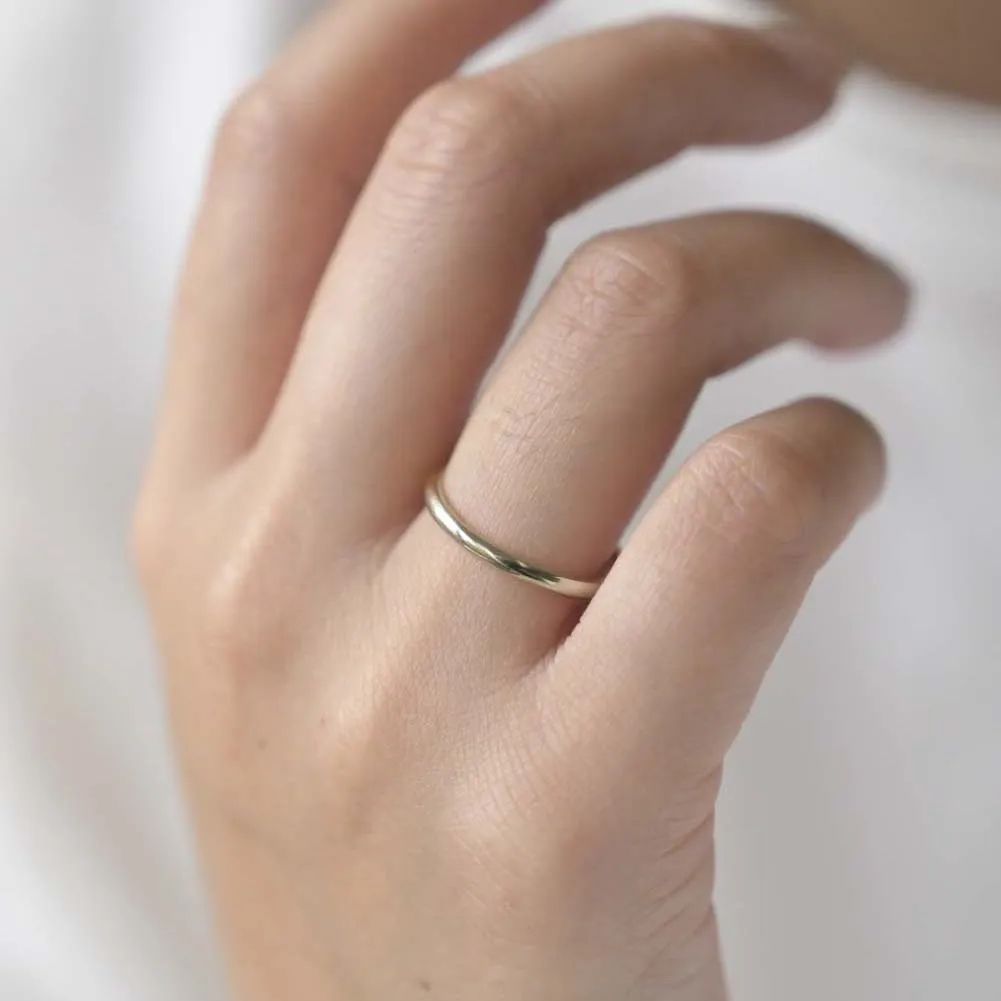 9ct White Gold Delicate Wedding Ring