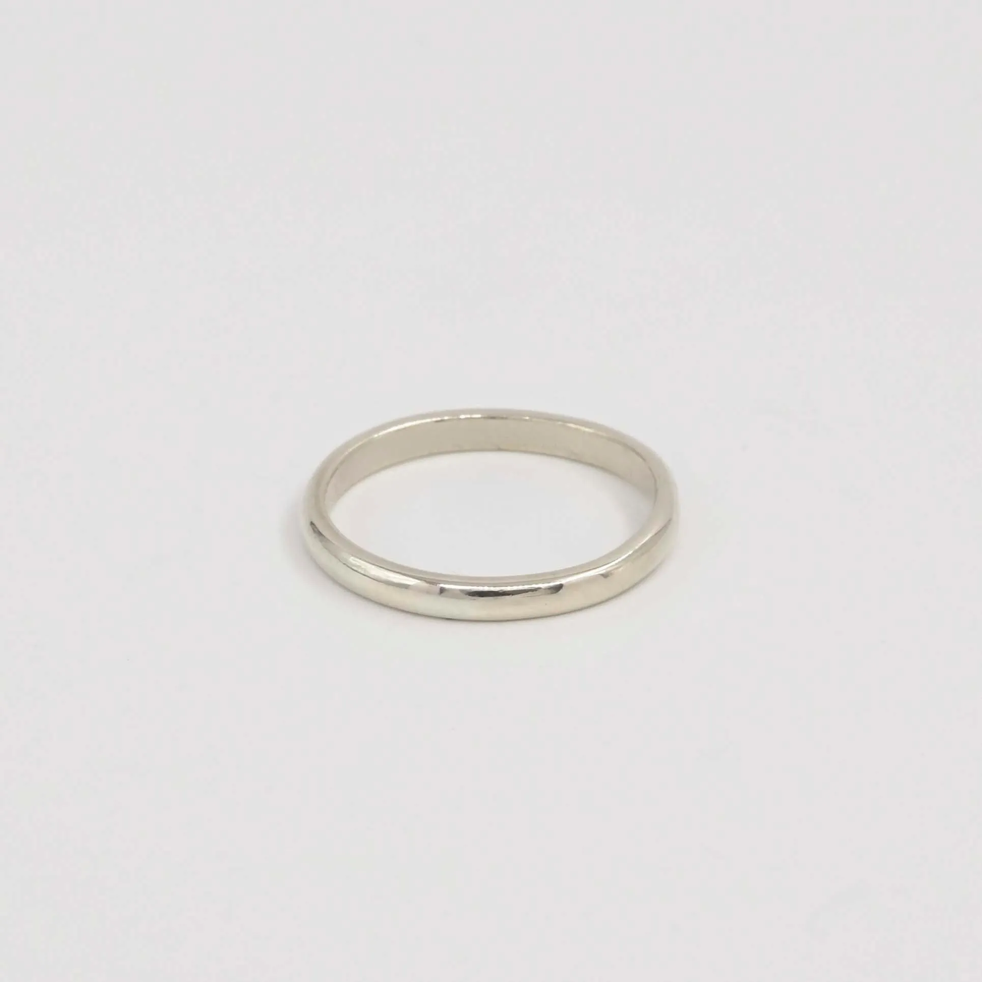 9ct White Gold Delicate Wedding Ring