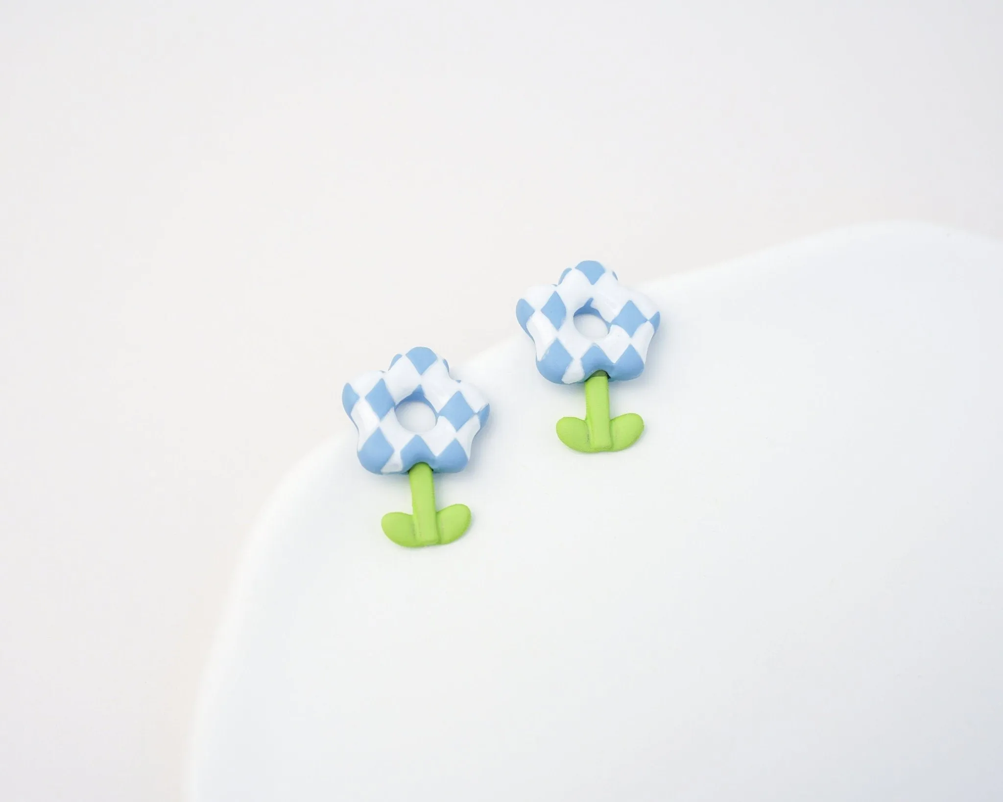 Blue Checkerboard Flower Stud Earrings