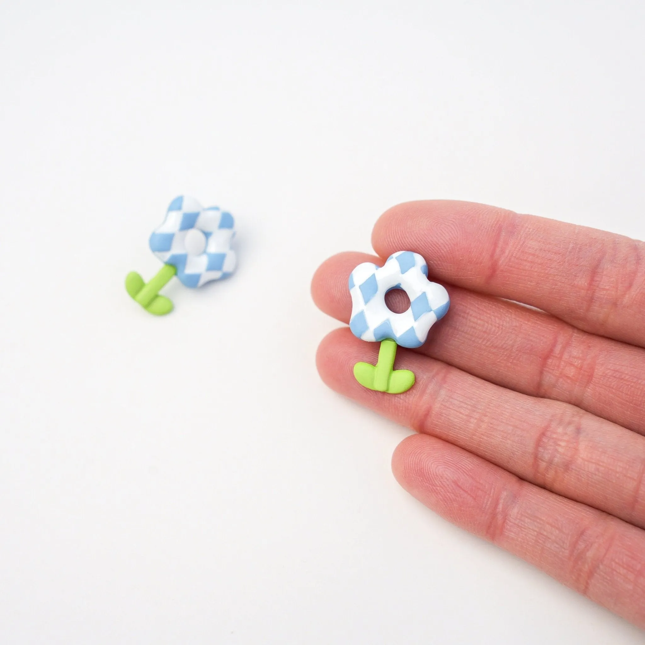 Blue Checkerboard Flower Stud Earrings