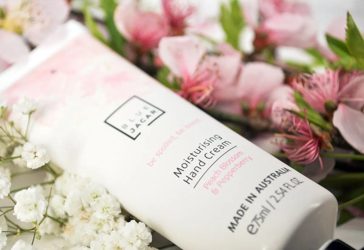 Blue Jacar Be Love - Moisturising Hand Cream Peach Blossom & Pepperberry 75ml