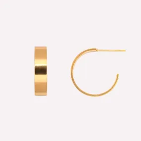 BOLD HOOP EARRINGS IN GOLD