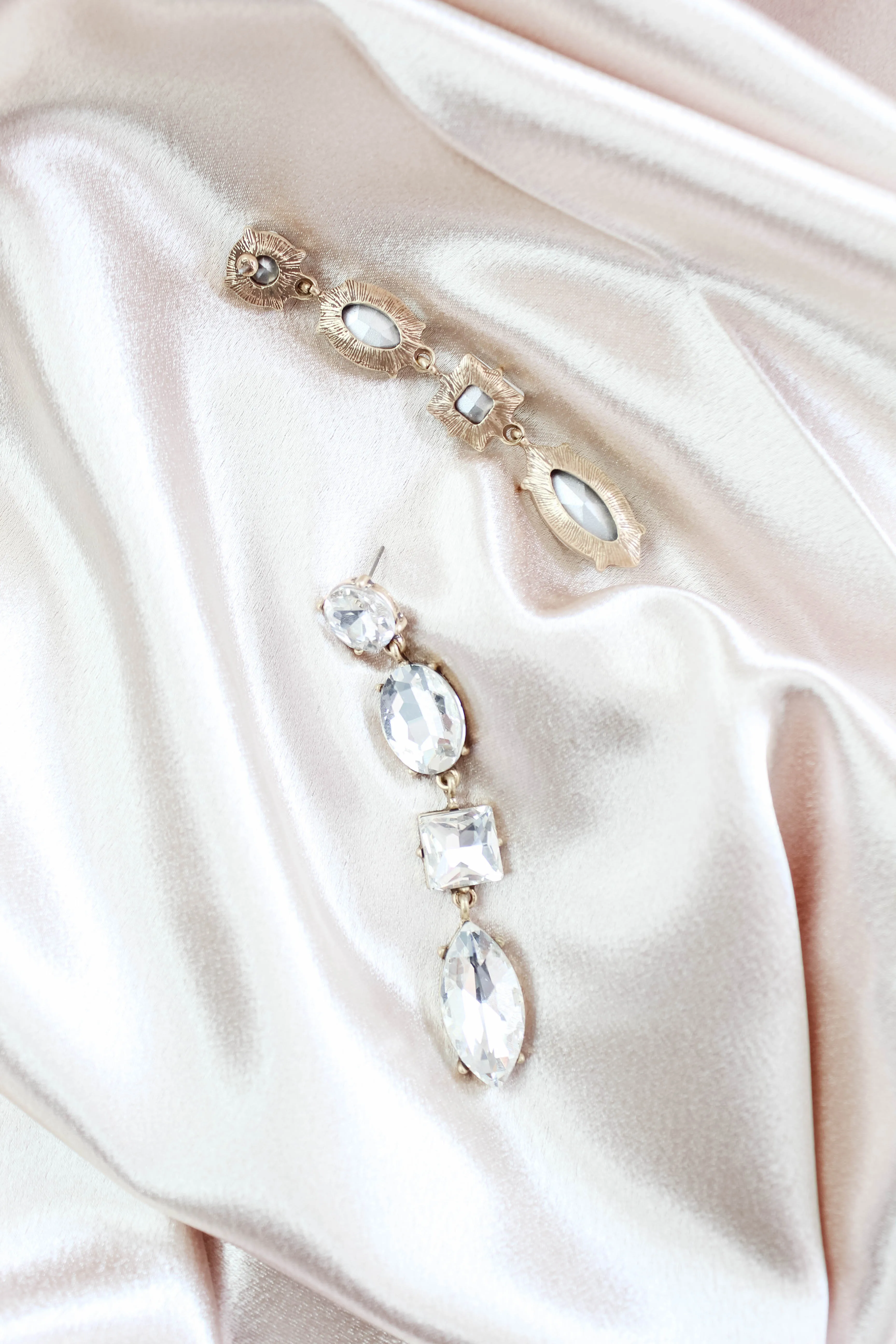 Center of Attention Rhinestone Drop Earrings