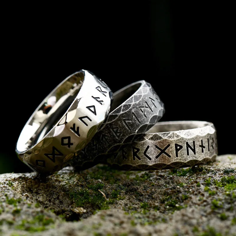 Chic Unisex Titanium Steel Rings - Korean-Inspired Retro Jewelry for Modern Fashion