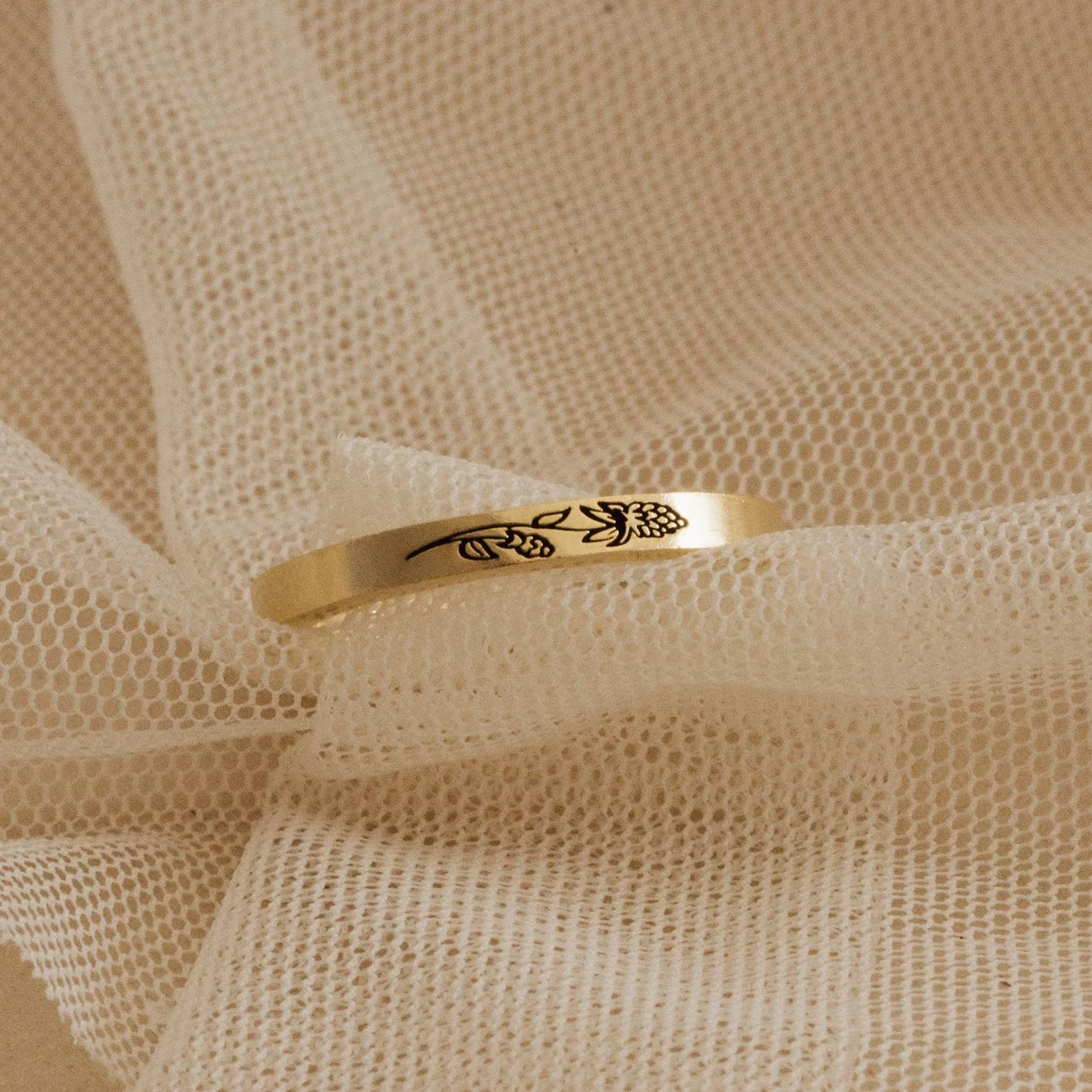 Customized Stacking Flower Band Ring