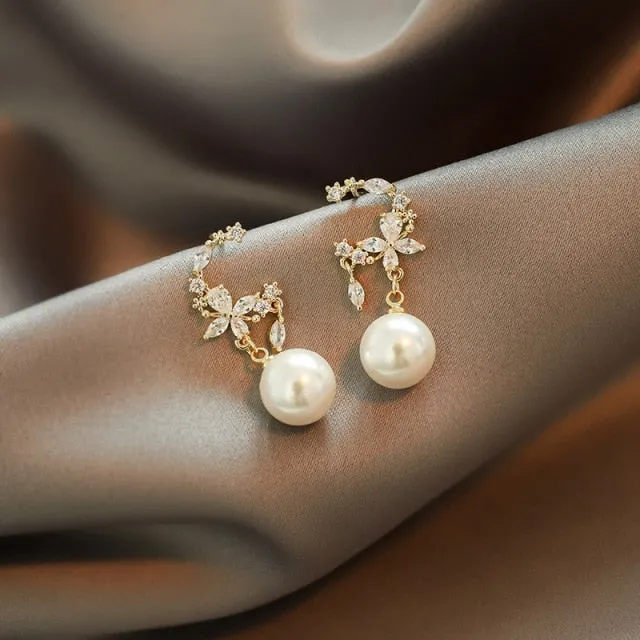 Cute Flower Crystal Temperament Geometric Shiny Zircon Earrings