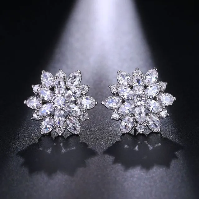 Cute Flower Crystal Temperament Geometric Shiny Zircon Earrings