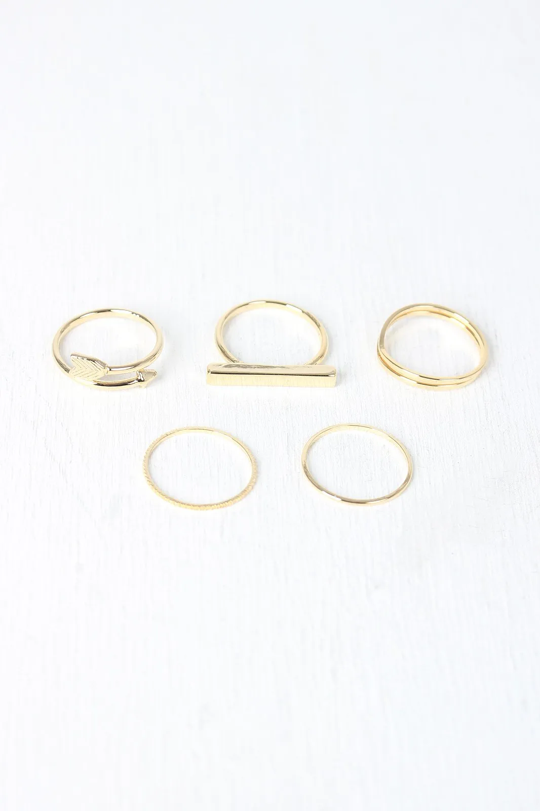 Delicate Arrow Bar Ring Set