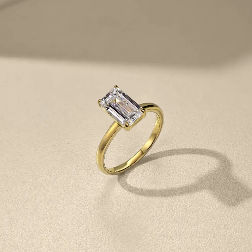 Emerald cut glossy ring