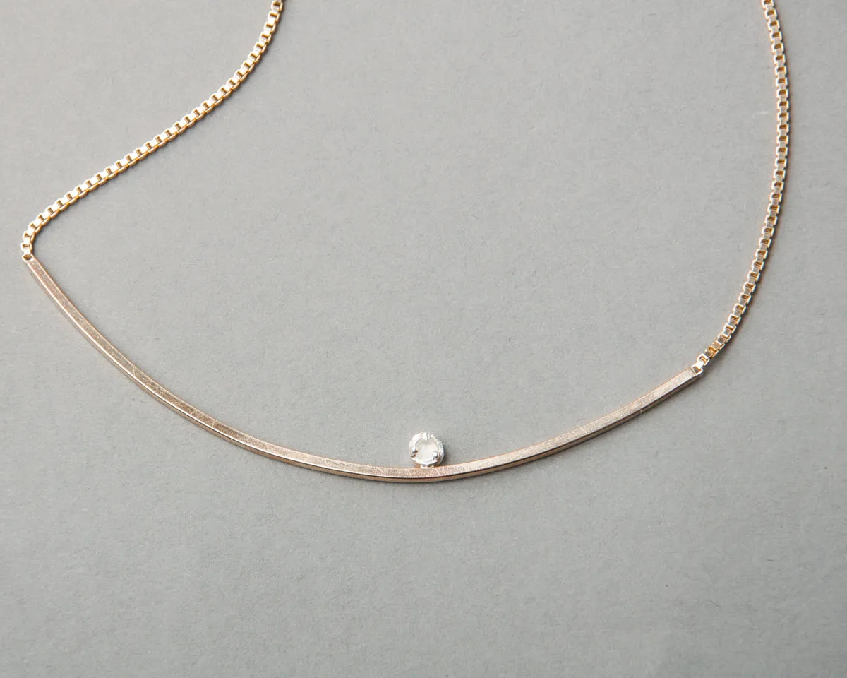 MOMENT NECKLACE