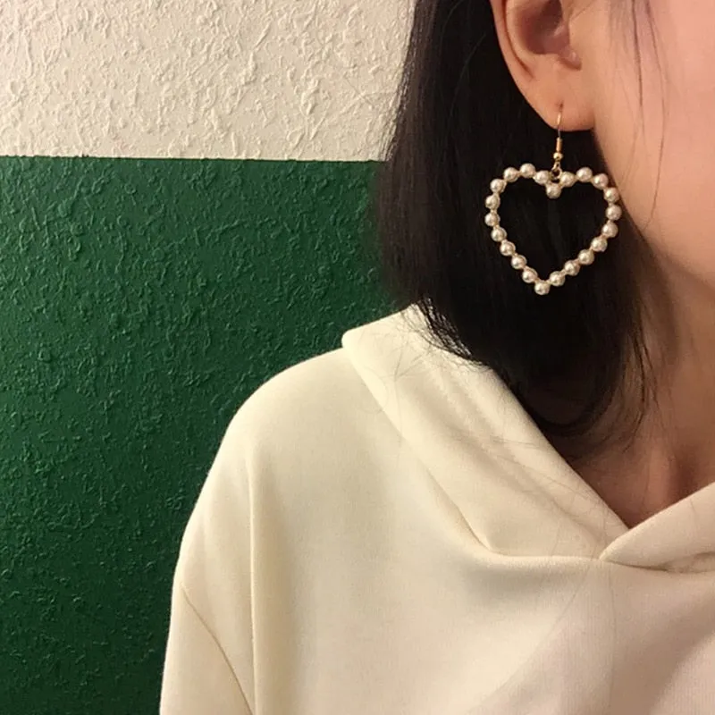 Sweet Inlaid Pearl Hollow Love Heart