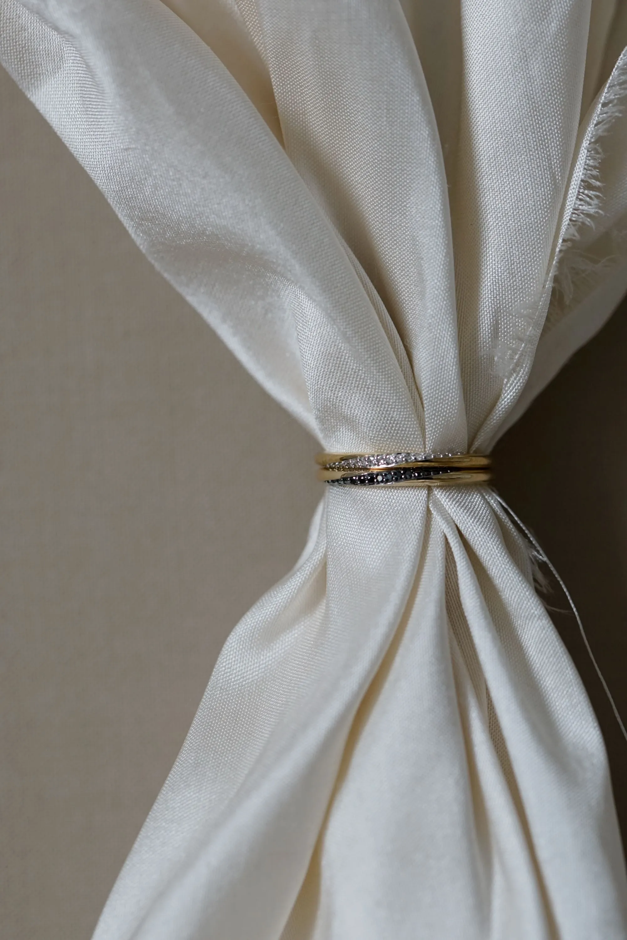 Twisted Diamond Thread Ring