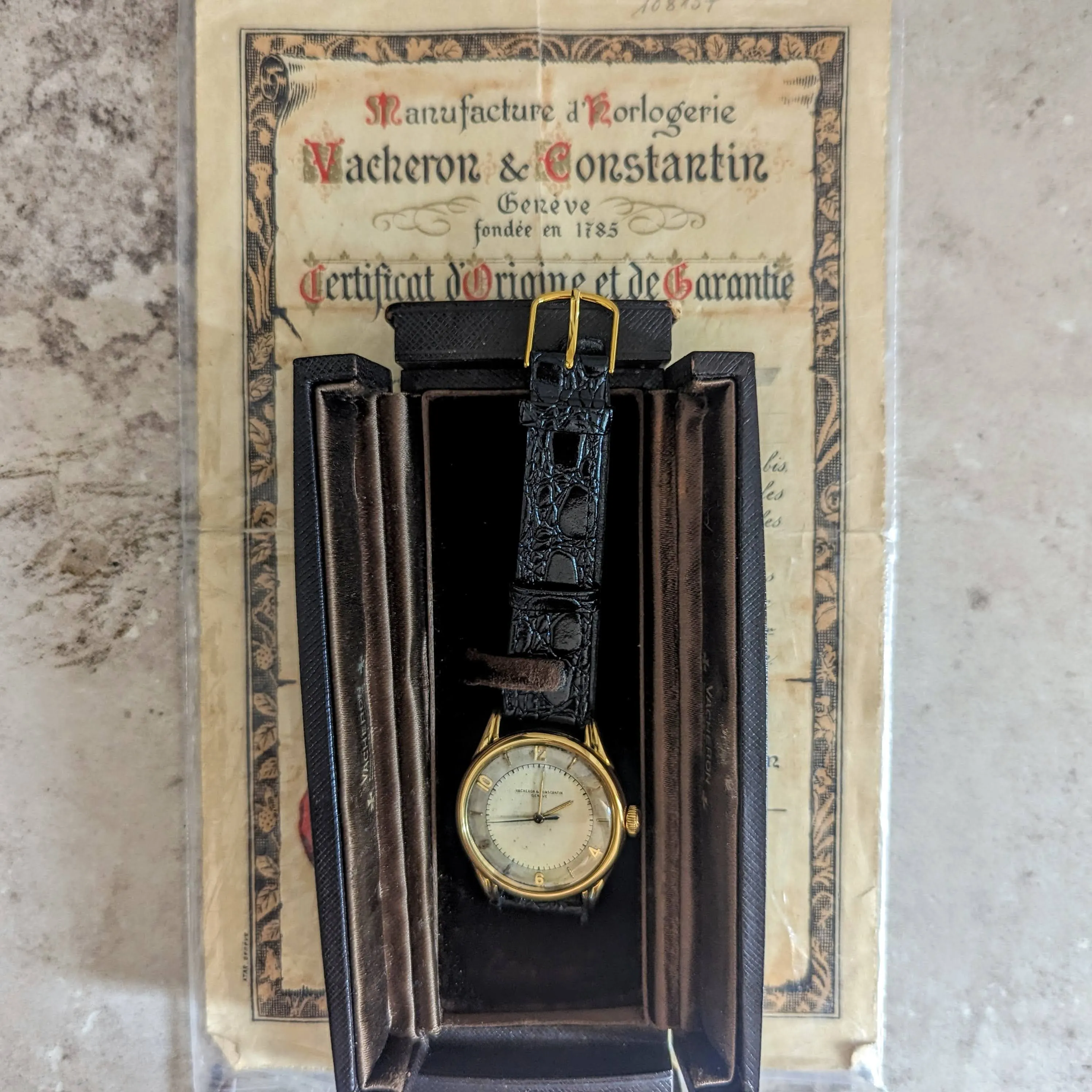VACHERON & CONSTANTIN Geneve Wristwatch 18K GOLD Ref. 4466 Cal. 477/1 Bumper Automatic Watch - Box & Papers