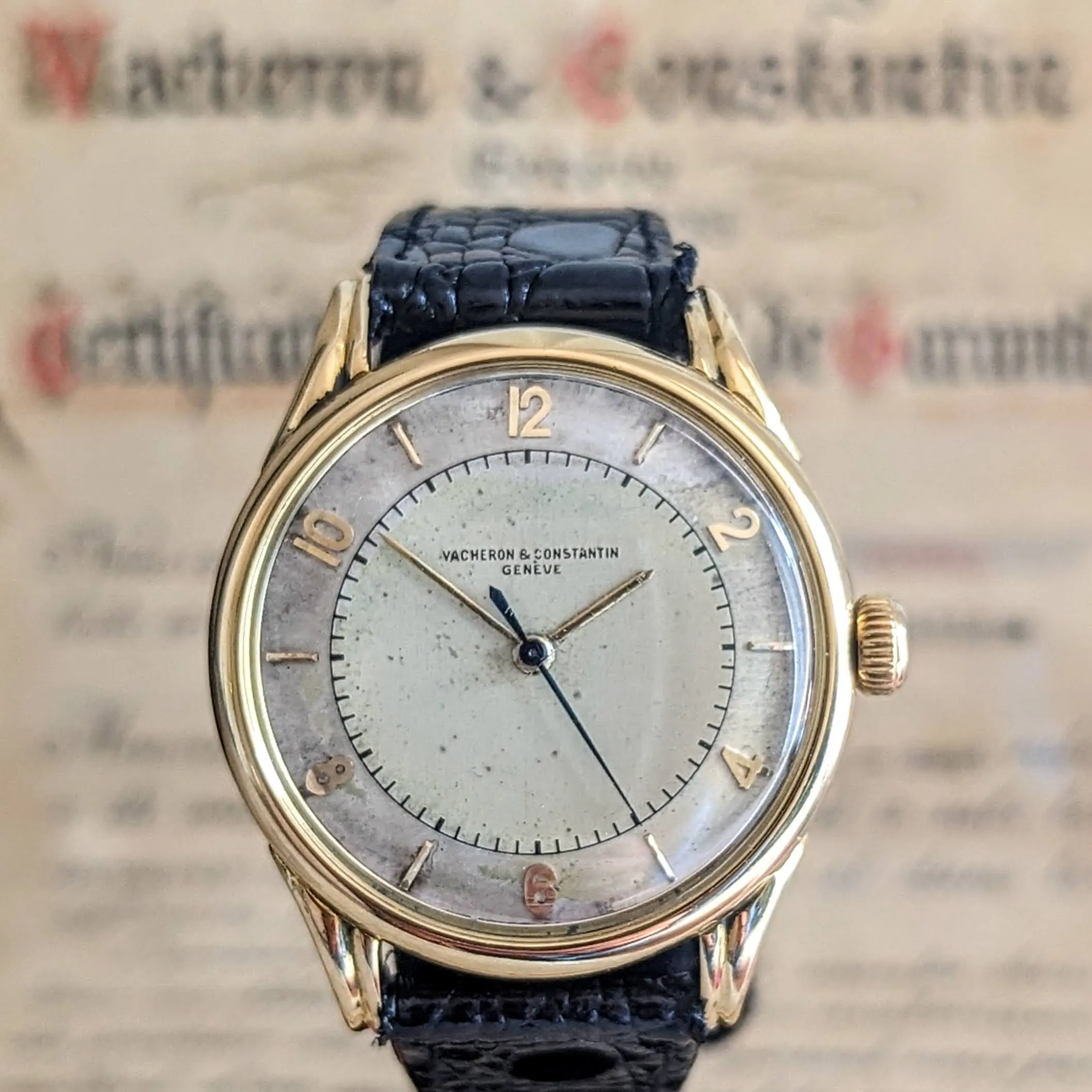 VACHERON & CONSTANTIN Geneve Wristwatch 18K GOLD Ref. 4466 Cal. 477/1 Bumper Automatic Watch - Box & Papers