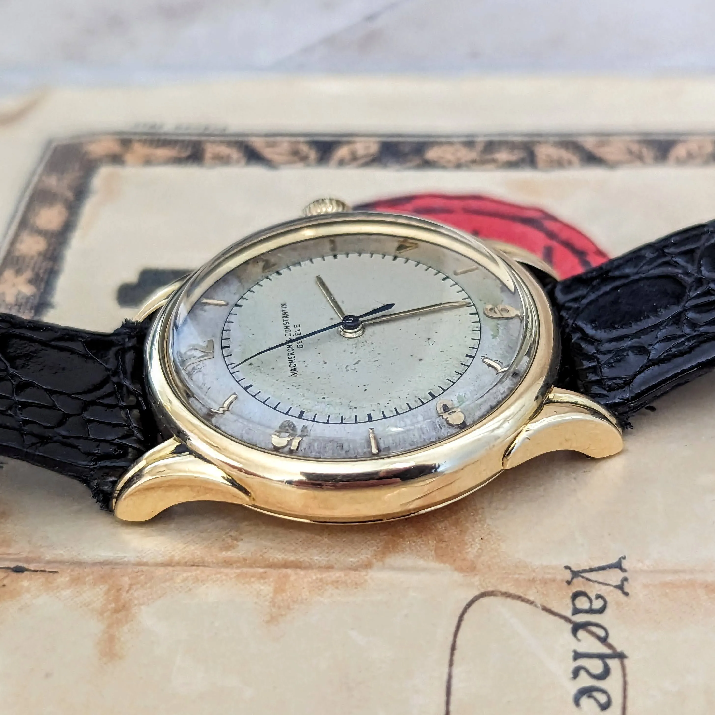 VACHERON & CONSTANTIN Geneve Wristwatch 18K GOLD Ref. 4466 Cal. 477/1 Bumper Automatic Watch - Box & Papers