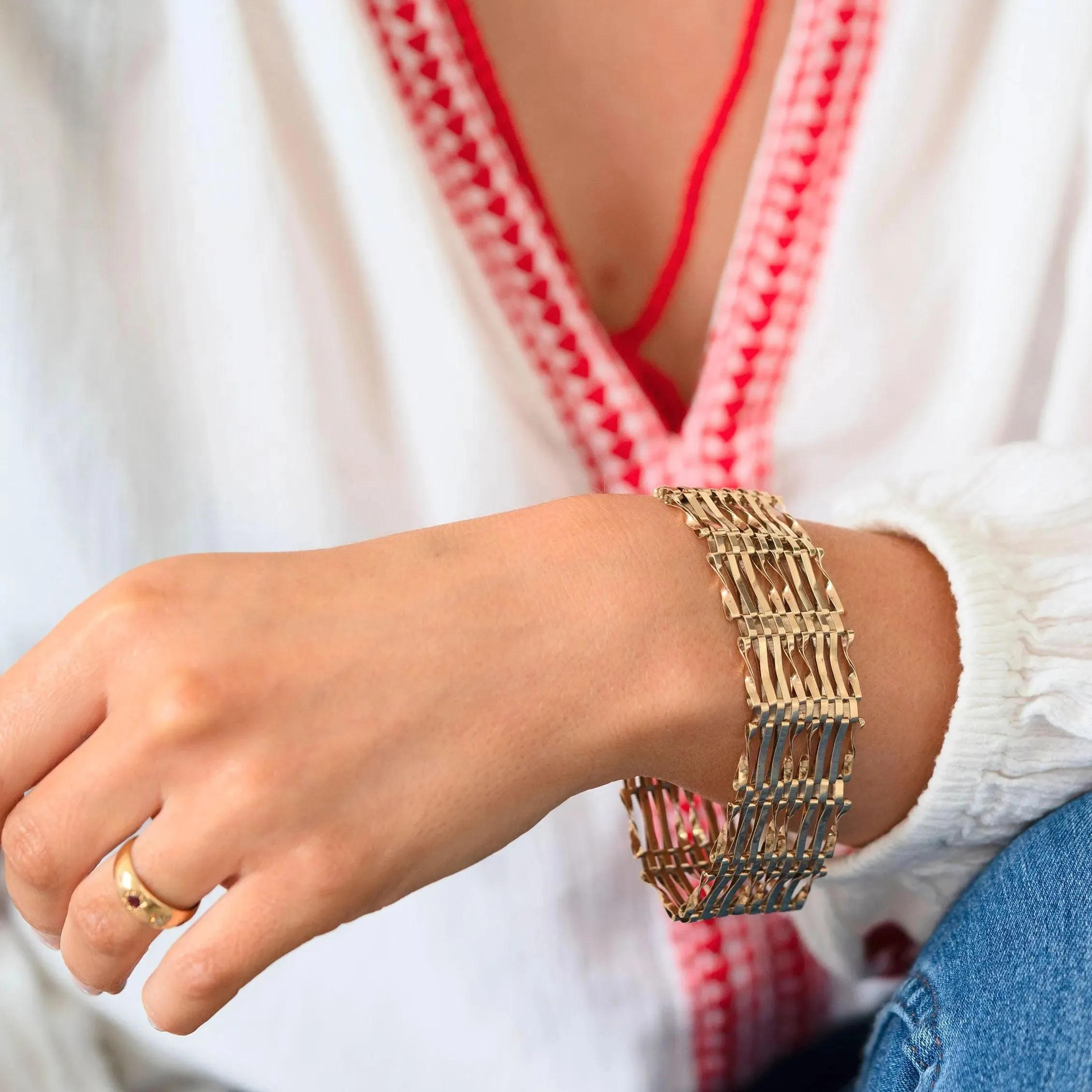 Vintage 1970s 9ct Gold Wide Gate Bracelet