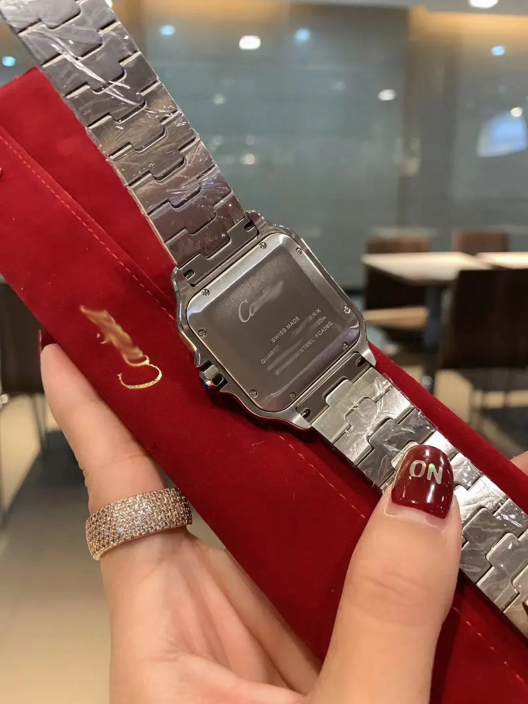 WC004  Lovers' watches