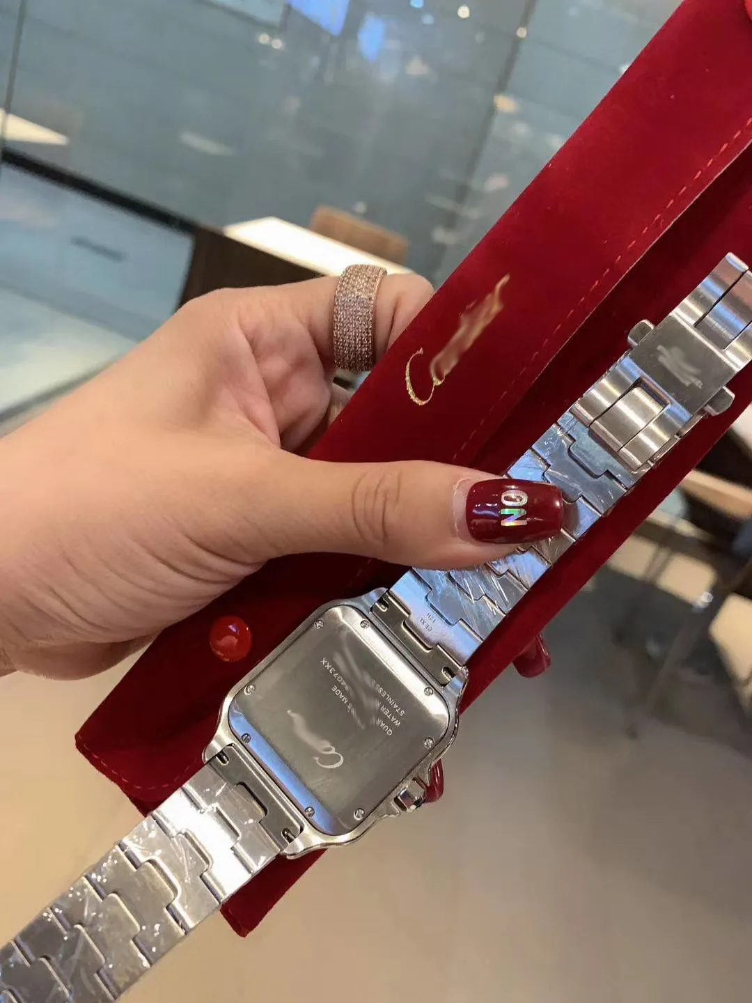 WC004  Lovers' watches