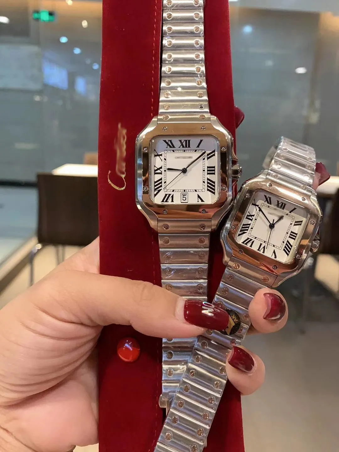 WC004  Lovers' watches